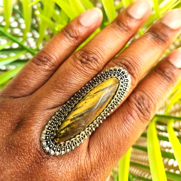Tiger Eye with Silvertone Filigree Statement Ring - Elongated Size 8 +/- - Picture 10 of 13